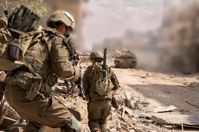 מחבלים ירו נ"ט ופצמ"רים לעבר הכוחות בעזה - וחוסלו; לוחם צה"ל נפצע באורח קל