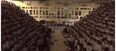 השמחה ההיסטורית בגבעה: שידור חי מ׳הקפות שניות׳ בישיבת פוניבז׳