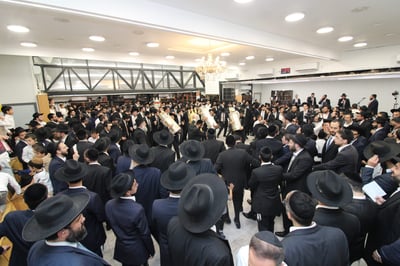 הקפות שניות בקהילה המרכזית בבני ברק
