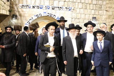 הגרב''ד אלישיב בביקור היסטורי בצפת ובמירון