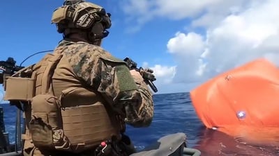 תיעוד לוחמים אמריקאים בים הקריבי