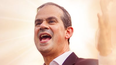 'אפרים החזן' משיק מחרוזת ראשונה משירי ההלל