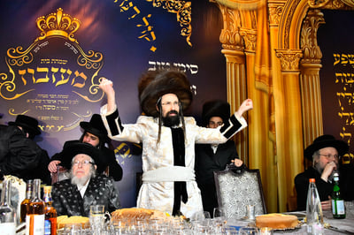 בר המצווה לבן האדמו"ר ממעז'יבוז'