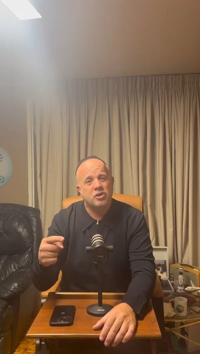 קרבות המפיקים במוזיקה החרדית: "בחיי לא נתקלתי בשנאות כאלה" | צפו