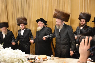 שמחת נישואי בן הרה"ג מרדכי אורי אנגלמן