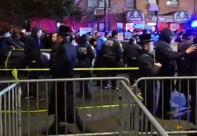 זעזוע בניו יורק: קיצוניים הפגינו נגד ראש הישיבה הגרמ"ה הירש | תיעוד