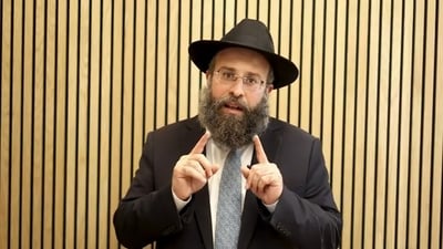 הזוג שעמד להתפרק וחזר לאהבה דרך פתק אחד | צפו