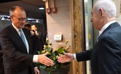 החלה הפגישה בין המנהיג הגרמני לראש הממשלה נתניהו | תיעוד מהגעת הקנצלר