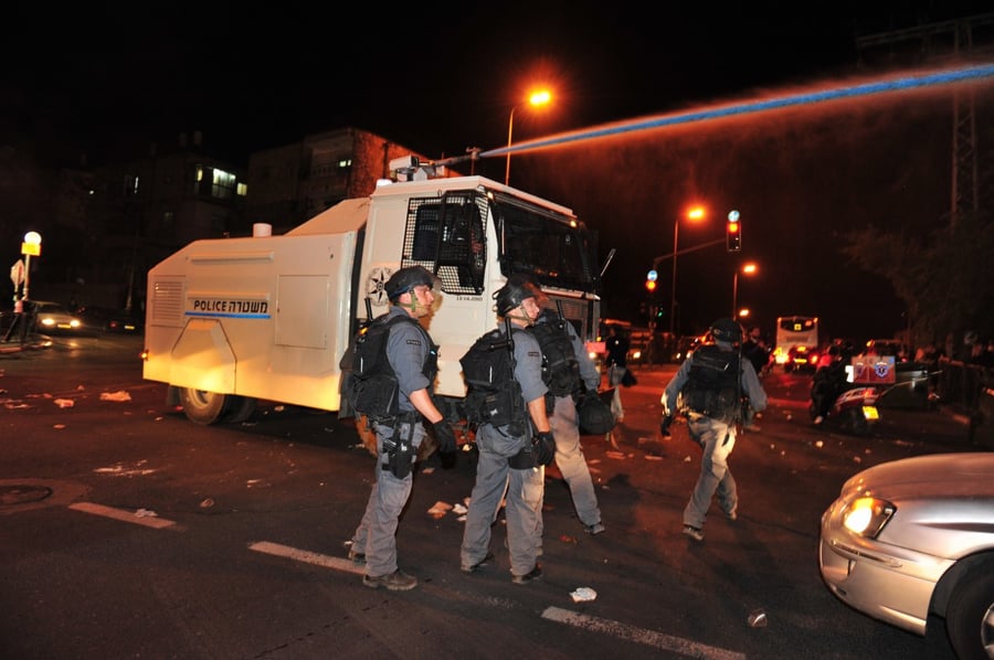 לילה סוער בירושלים: תיעוד ענק מהעצרת ומהעימותים