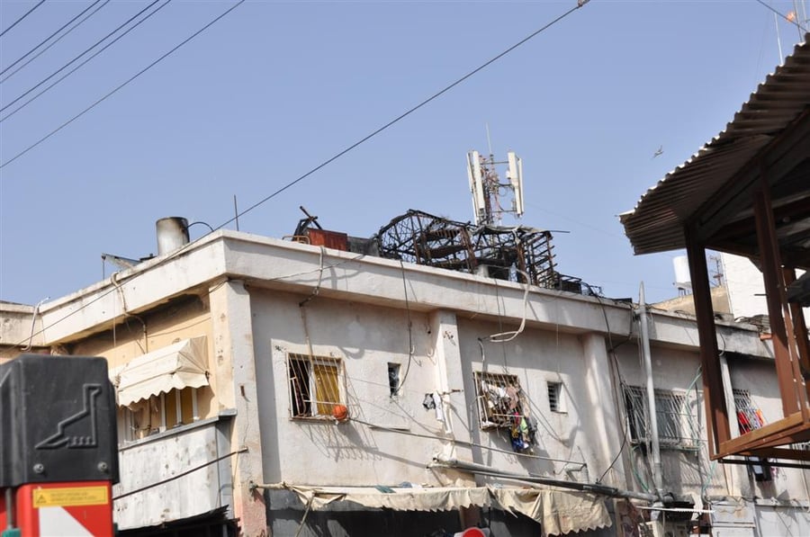 תל-אביב: שריפת ענק פרצה בבניין, הלכודים נמלטו