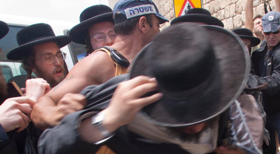 הפגנה, השבוע