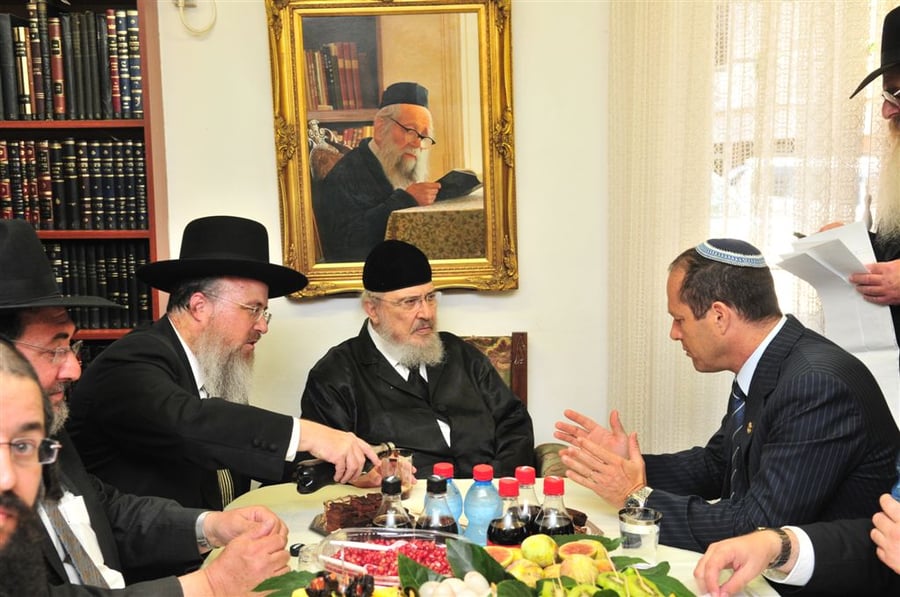 ראש העיר ירושלים התקבל בחום אצל הגרב"מ אזרחי