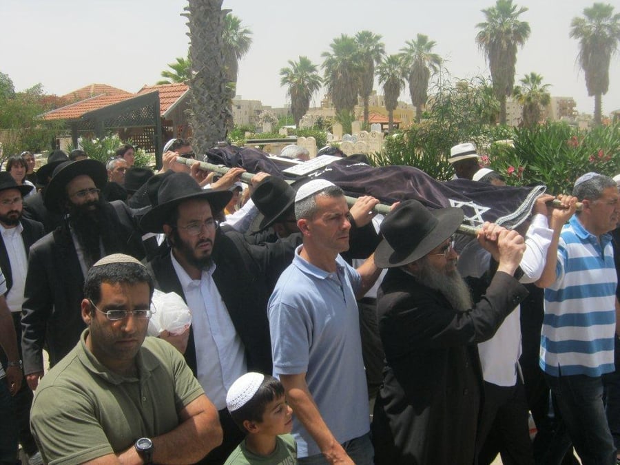 אחרי שנים: הצדיק ממרוקו הובא לקבורה בישראל