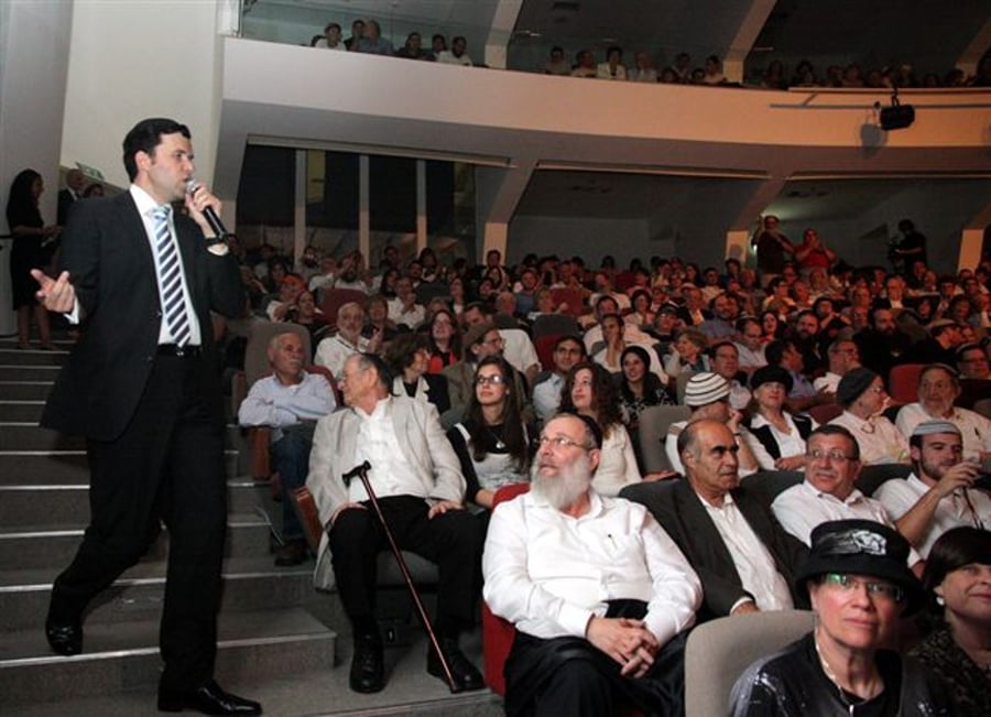 אחרי השקת האלבום: אוהד מושקוביץ´ בסבב הופעות