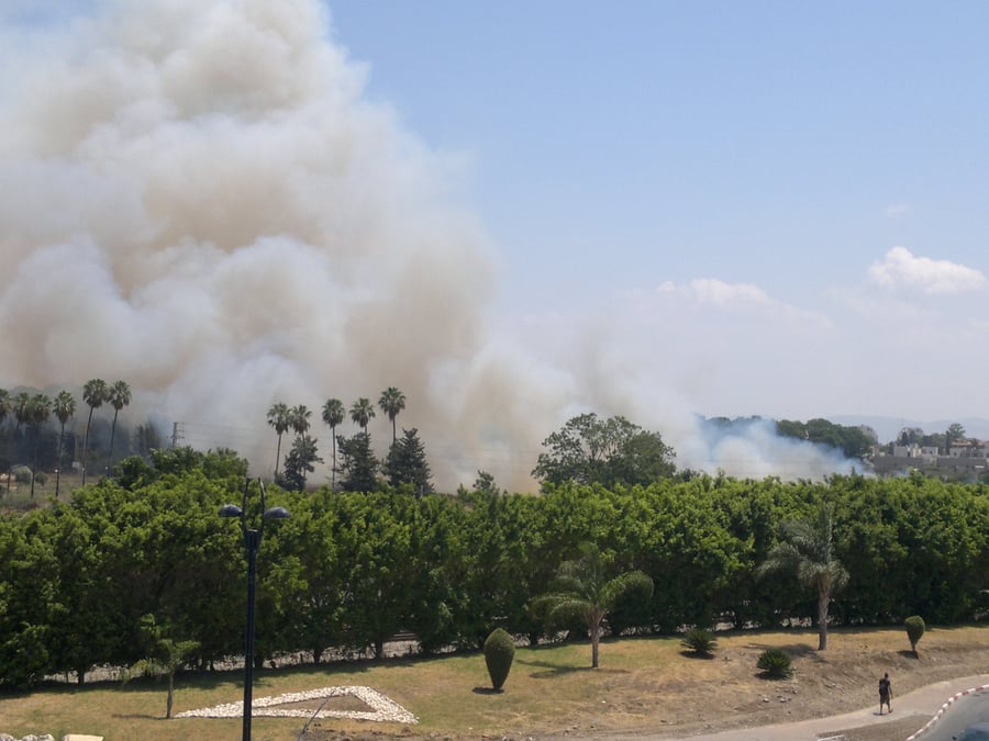שריפת ענק ביסוד המעלה; תושבים פונו
