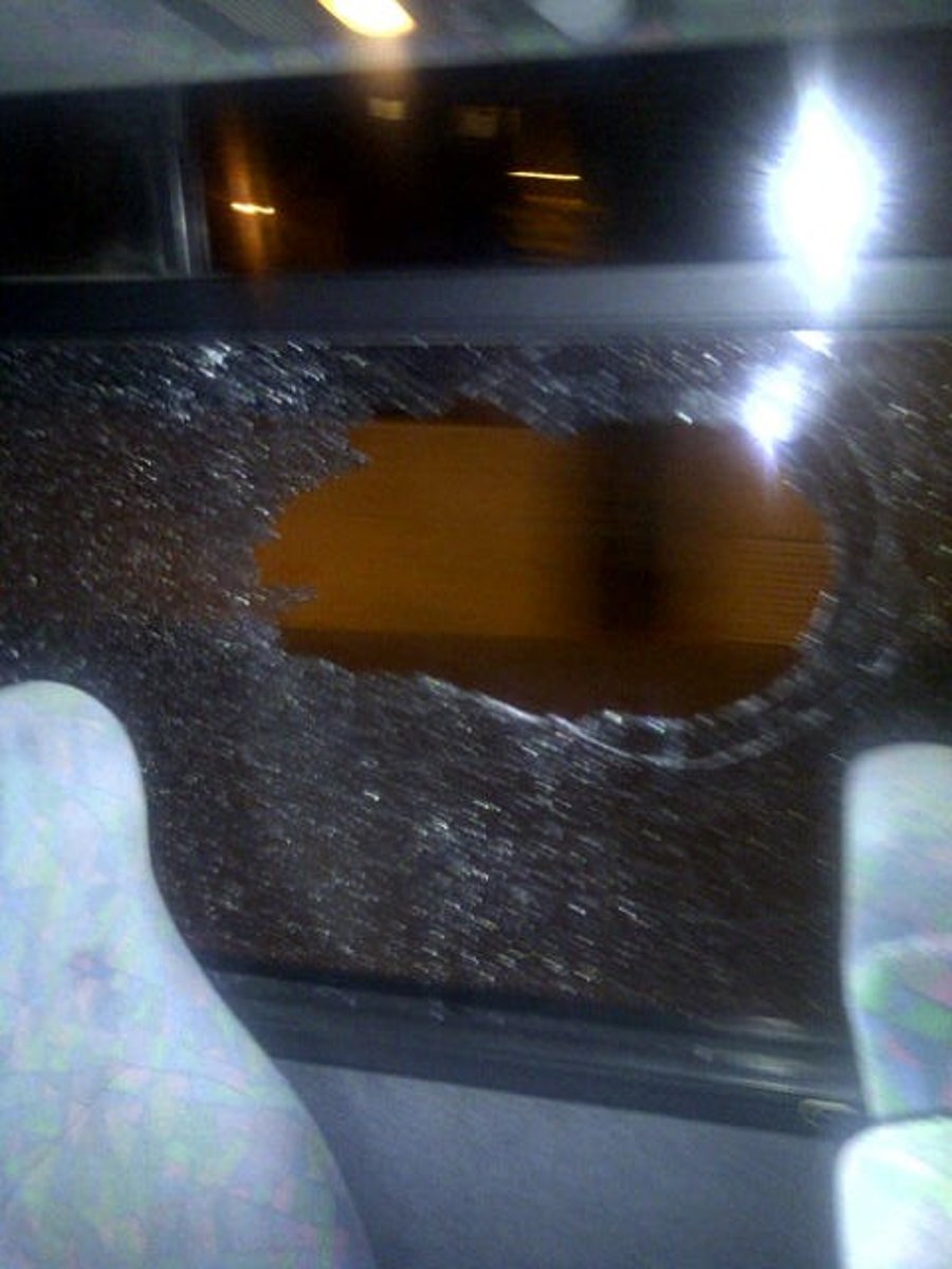 בית שמש: קיצונים אלימים תקפו אוטובוס, נוסעת נפגעה