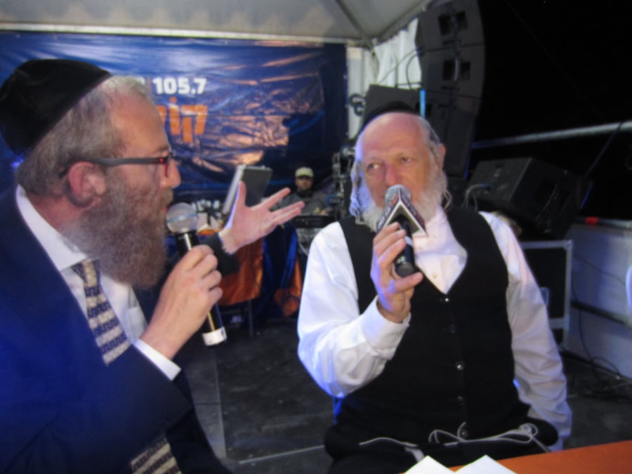 "קול ברמה" ו"קול חי" כבשו את מירון