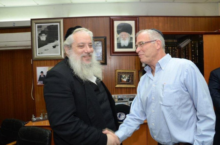 מנכ"ל בית חולים 'בילינסון' ביקר בבתי גדולי ישראל