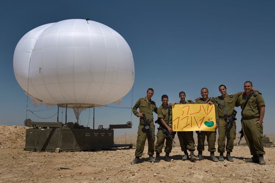 גבול ישראל-מצרים: חיילי צה"ל מאחלים שנה טובה