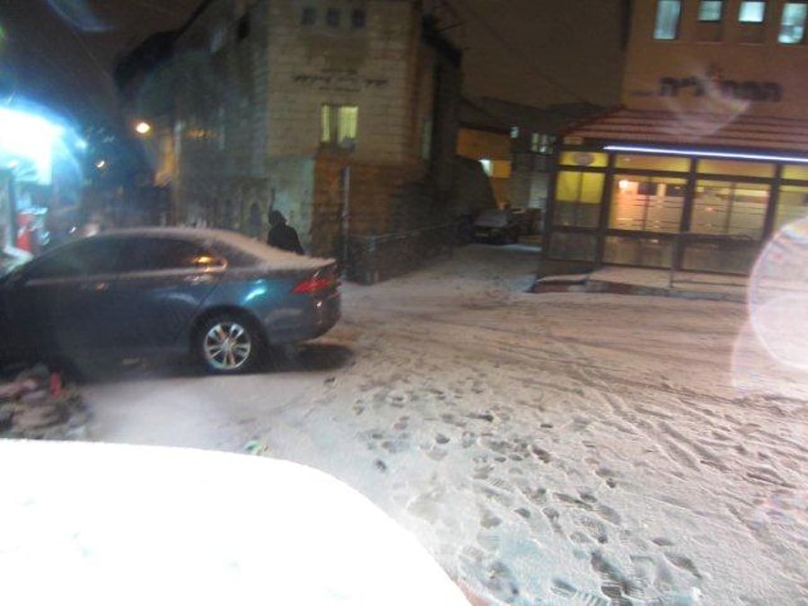 צפו: שכונת בית ישראל מכוסה בשלג