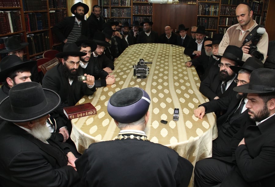 רבני גילה במעונו של מרן הגר"ע יוסף