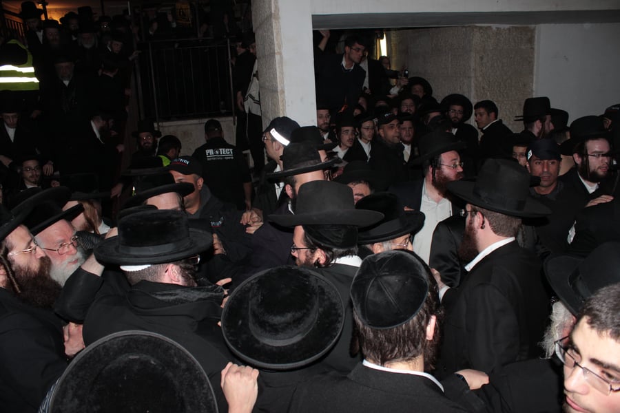 רבבות חסידים קיבלו את האדמו"ר מסאטמר בי-ם