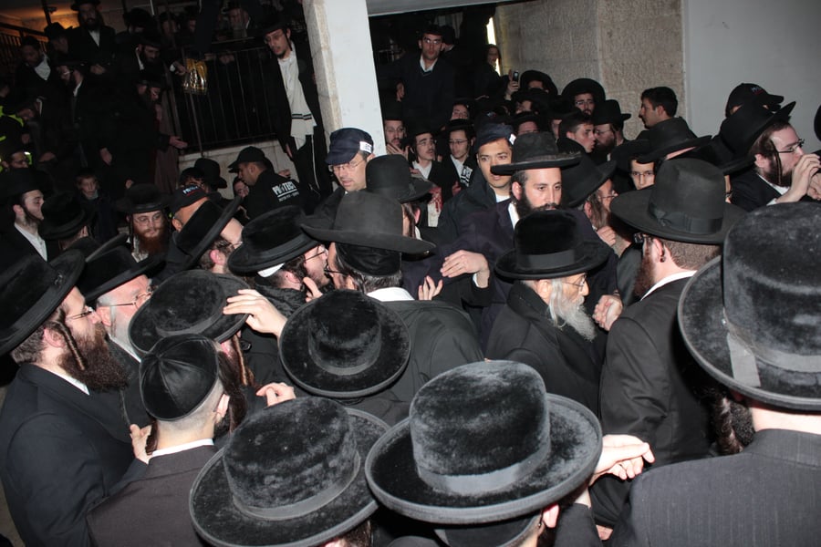 רבבות חסידים קיבלו את האדמו"ר מסאטמר בי-ם