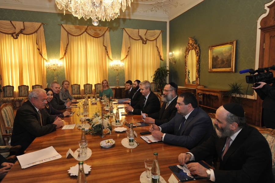 פגישת המשלחת עם נשיא סלובקיה