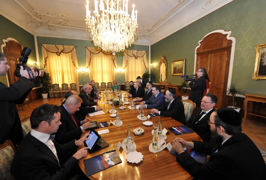 פגישת המשלחת עם נשיא סלובקיה איוואן גספרוביץ