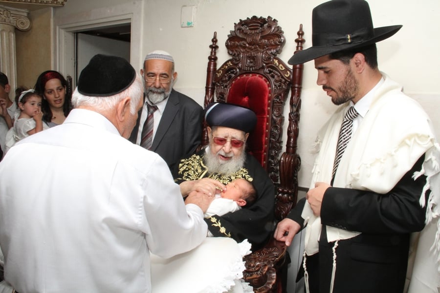 קורת רוח: מרן הרב עובדיה יוסף בברית לנינו