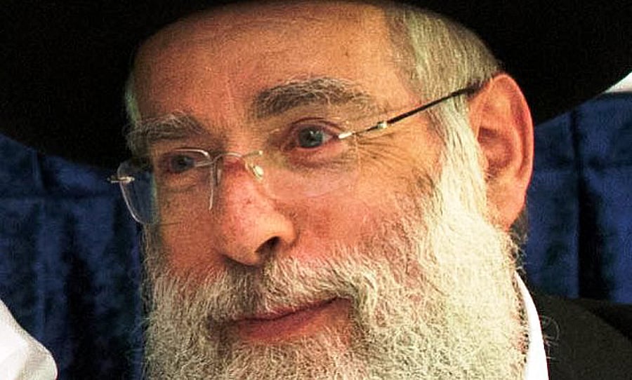 הרב יעקב שפירא תוקף: "יש מי שמוזיל את הרבנות"