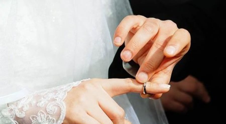 נתוני הלמ"ס: ישראלים מעדיפים להתחתן בגילאים מאוחרים