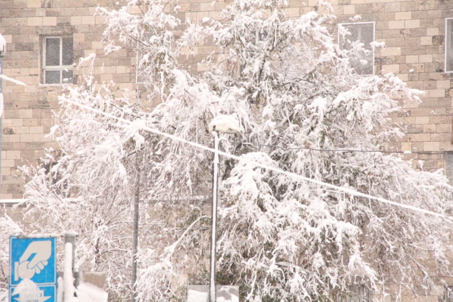 ירושלים כוסתה ב-10 ס"מ שלג, הכניסות לעיר נפתחו