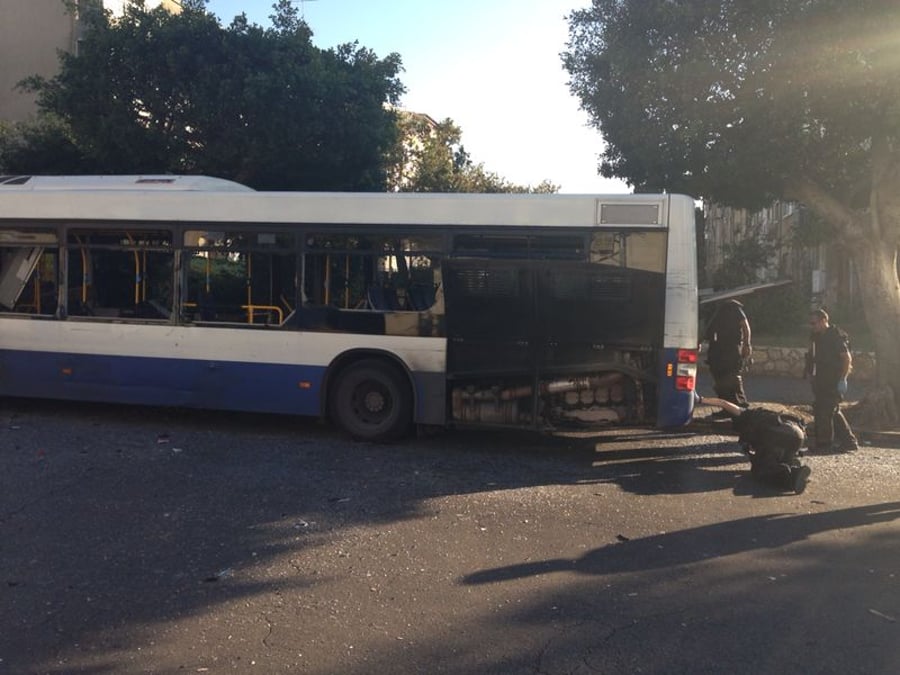 נמנע אסון: נוסעי האוטובוס ירדו ומטען החבלה התפוצץ