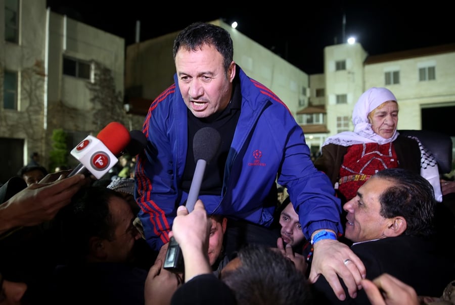 26 מחבלים שוחררו; אבו מאזן: "לא יהיה הסכם עד שישוחררו כל האסירים"