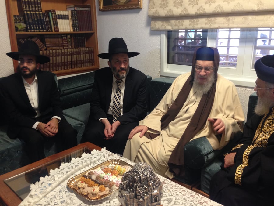 הילולת הבאבא סאלי: הראשון לציון ביקר אצל רבי ברוך אבוחצירא