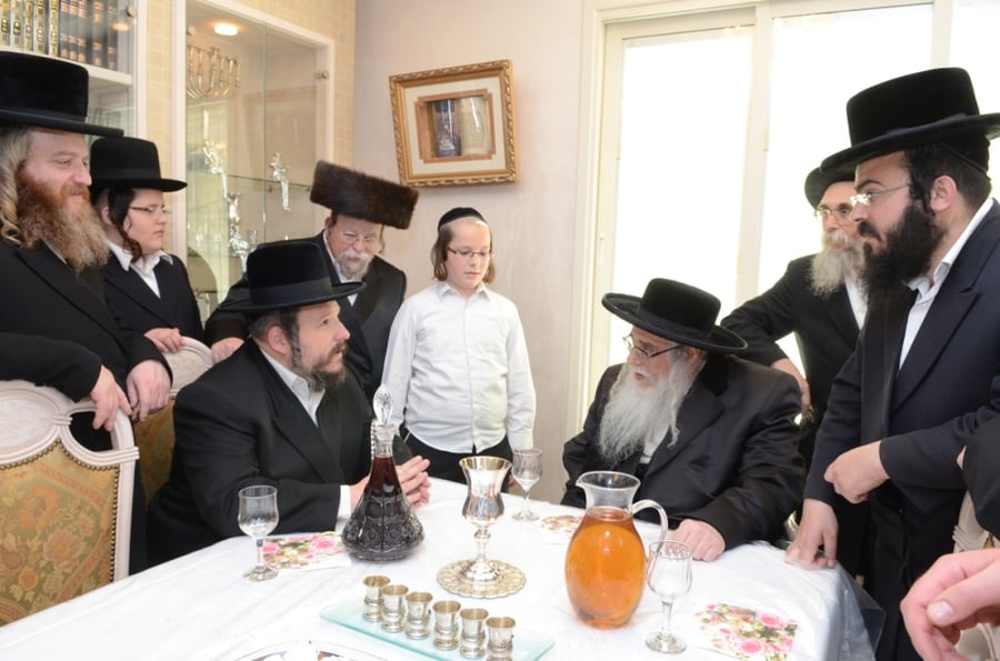 שבת היסטורית בביתר עילית בראשות האדמו"ר מצאנז • תיעוד ענק