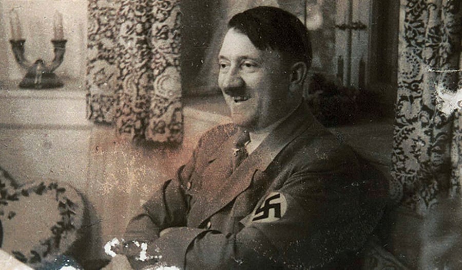פוליטיקאי בוורשה: "היטלר לא היה מודע לשואה"