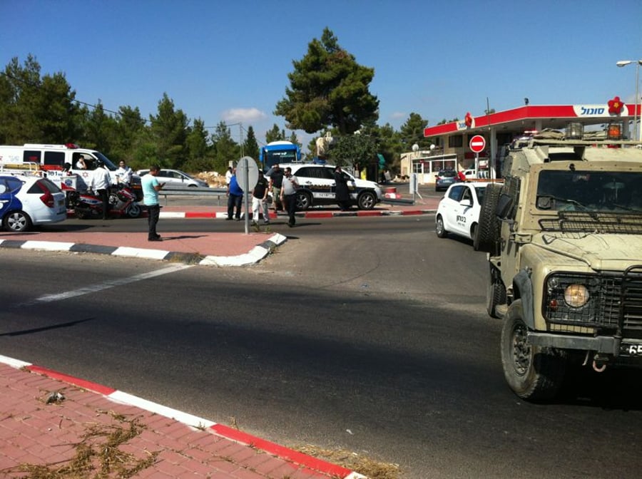כוחות הביטחון במחסום, הצהריים