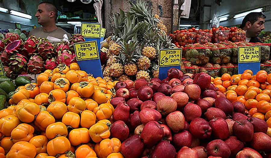 פירות וירקות יכולים גם כן לסייע בהפחתת לחץ הדם