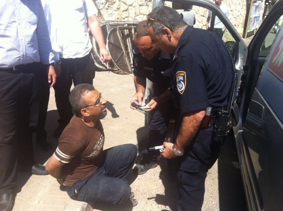 ביתר עילית: נעצר הערבי ששדד צ'ק מקבלן חרדי כשביקש לפרוט אותו