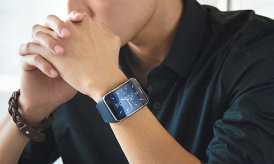 סמסונג הציגה את Samsung Gear S: השעון החכם הראשון שתומך בתקשורת סלולרית