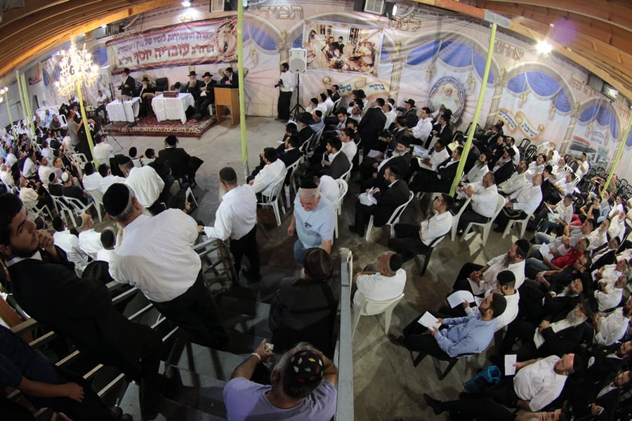גלריה: מאות בעצרת לזכר מרן הגאון רבי עובדיה יוסף זצוק"ל