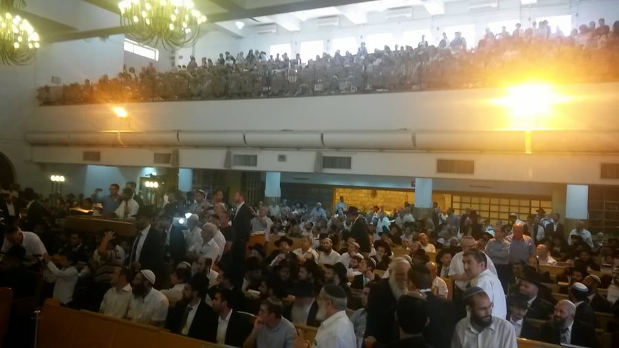 תיעוד: הרבנות הראשית הסמיכה 339 רבנים
