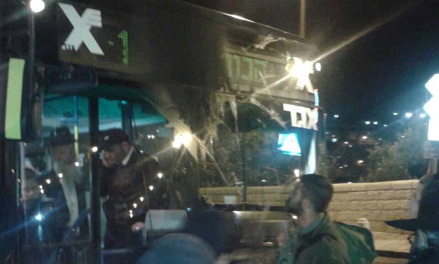 ירושלים: בקבוק תבערה על אוטובוס קו 1 בדרכו לכותל