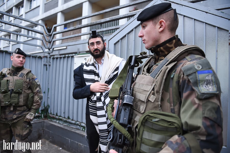 הבוקר שאחרי: אבטחה כבדה במוסדות יהודיים בפריז