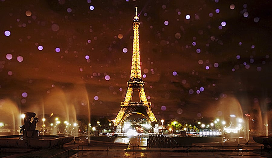 פריז: מזל"טים מסתוריים בשמי העיר