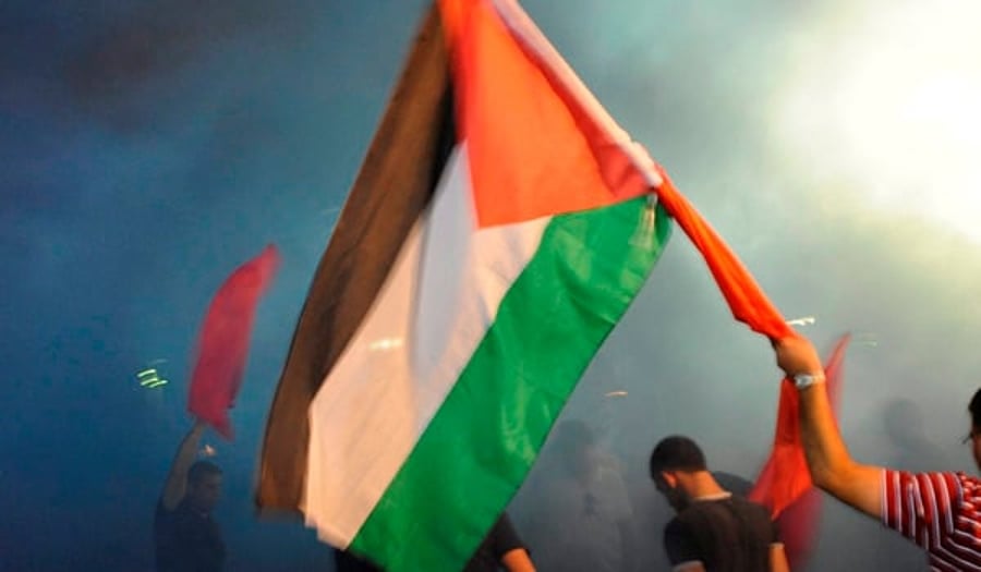 ברצלונה: האוהדים לא יורשו להניף דגלי פלסטין מול מכבי ת"א