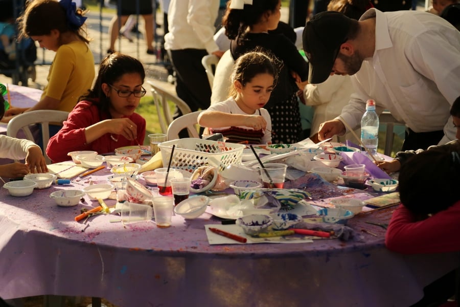 צפו בתיעוד: חגיגות פסח חברון