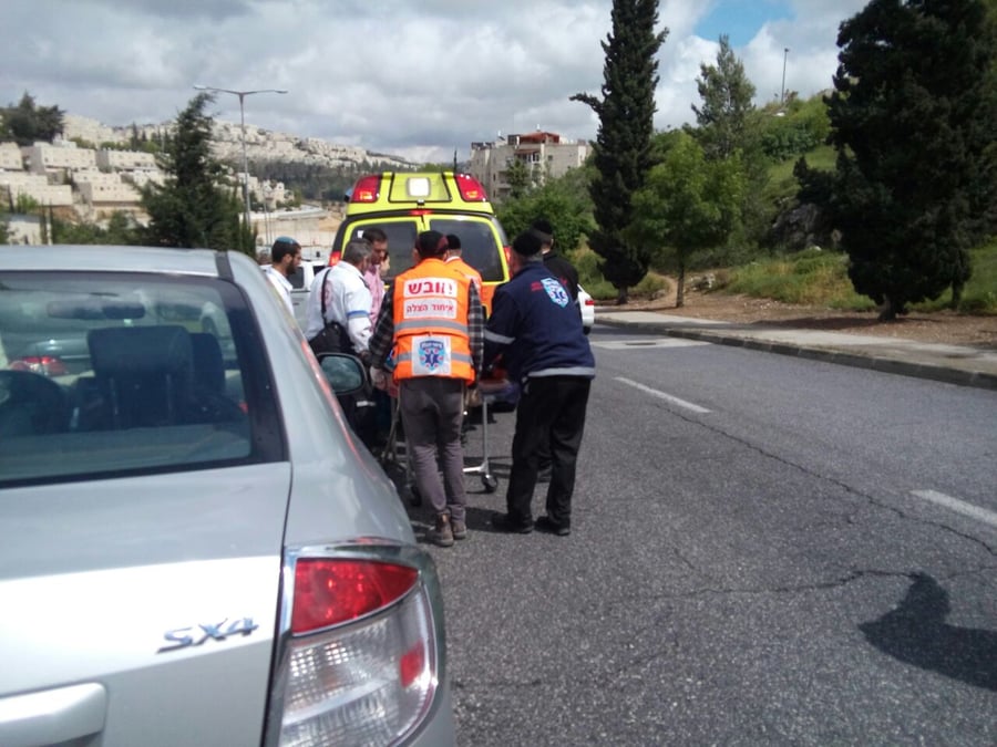 ירושלים: צעיר נפצע בינוני כשחצה שלא במעבר חציה